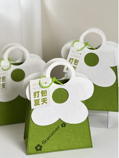 压缩毛巾 &middot; 暑气清凉茶 &middot; 小风扇 礼盒