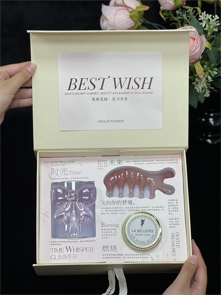 蝴蝶结水杯 &middot; 经络按摩梳 &middot; 香薰蜡烛 礼盒